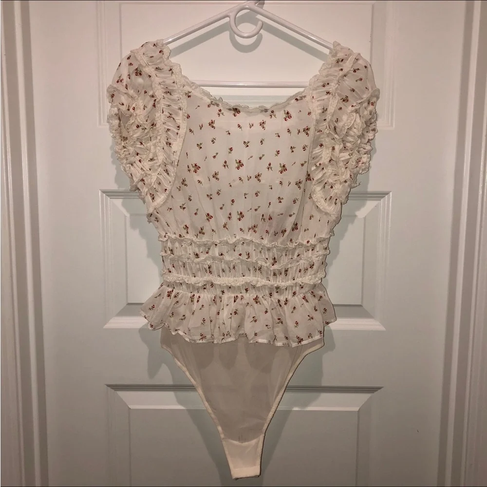 Intimately by Free People Juliet Boho Cottagecore Ruffled Printed Bodysuit sz M